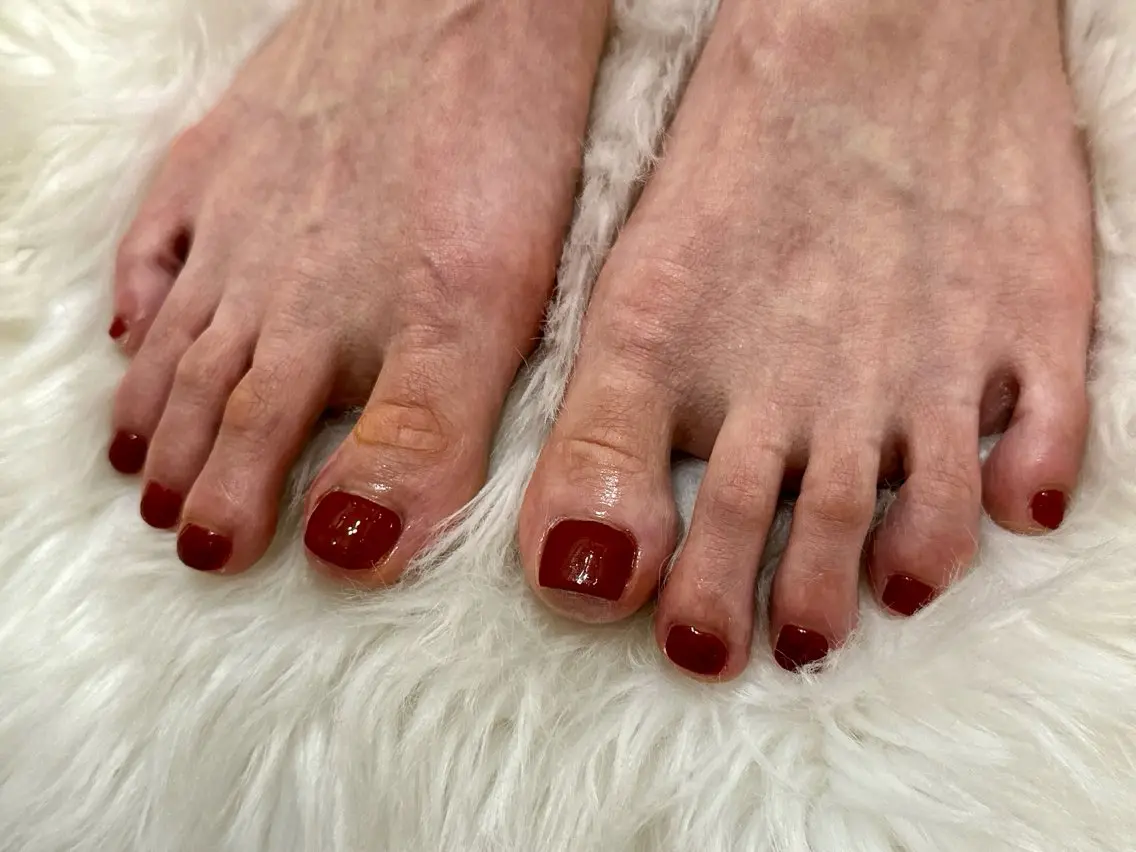 ネイル オーロラネイル 桜ネイル フラワーネイル フットネイル フレンチネイル フットネイル mogunail &blowのネイルデザイン