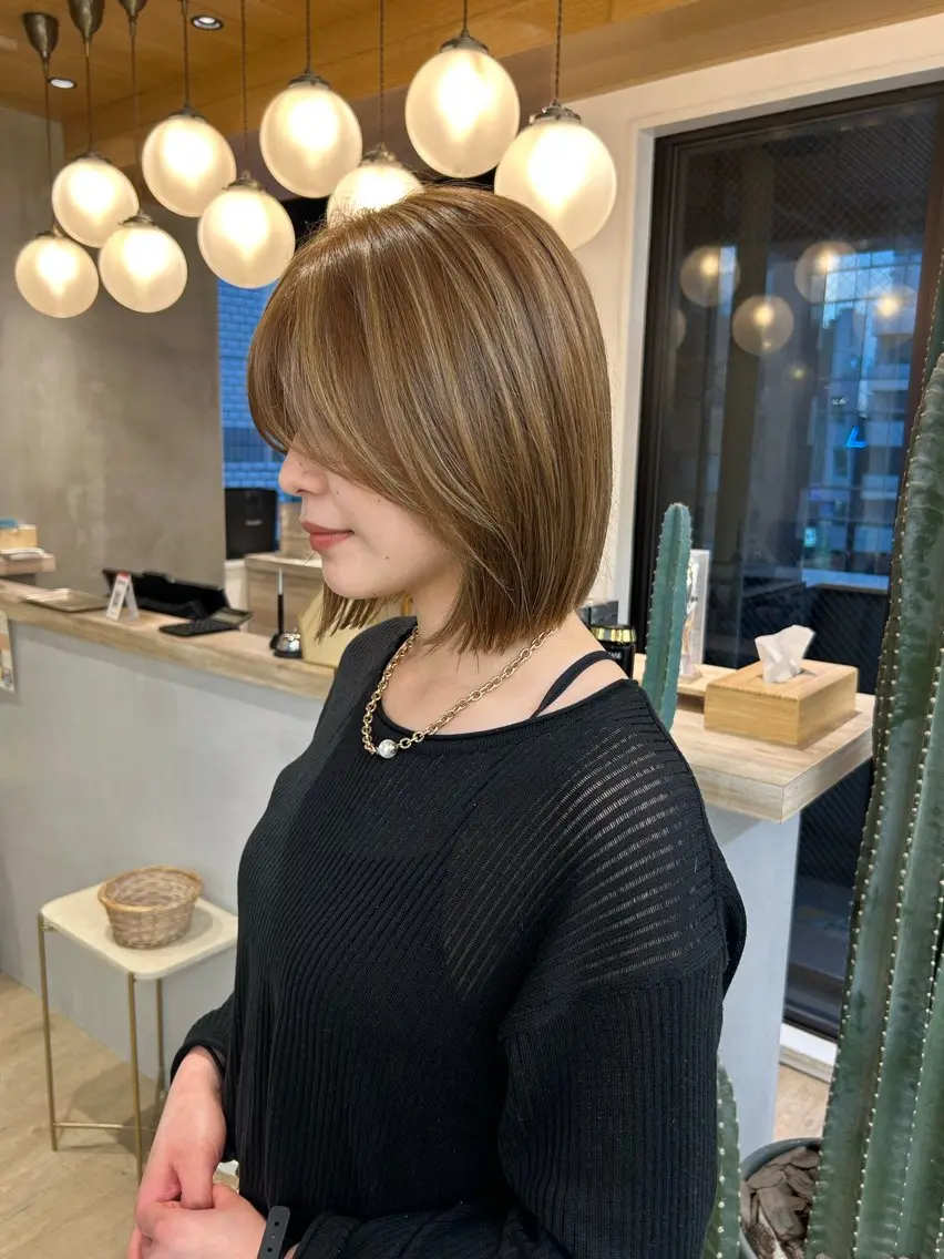 ショート カラー ハイライトカラー ボブ ハイライト 髪質改善 トリートメント カット ヘアカラー トリートメント レイヤーボブ縮毛矯正 韓国RINAのヘアスタイル