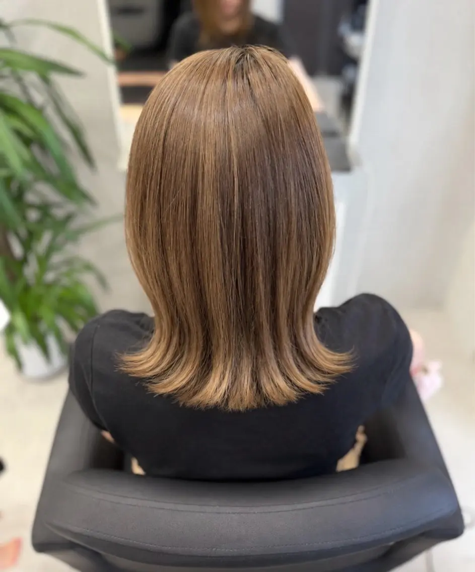 セミロング ヘアカラー トリートメント GHØAT【ゴート】 さおりのヘアスタイル