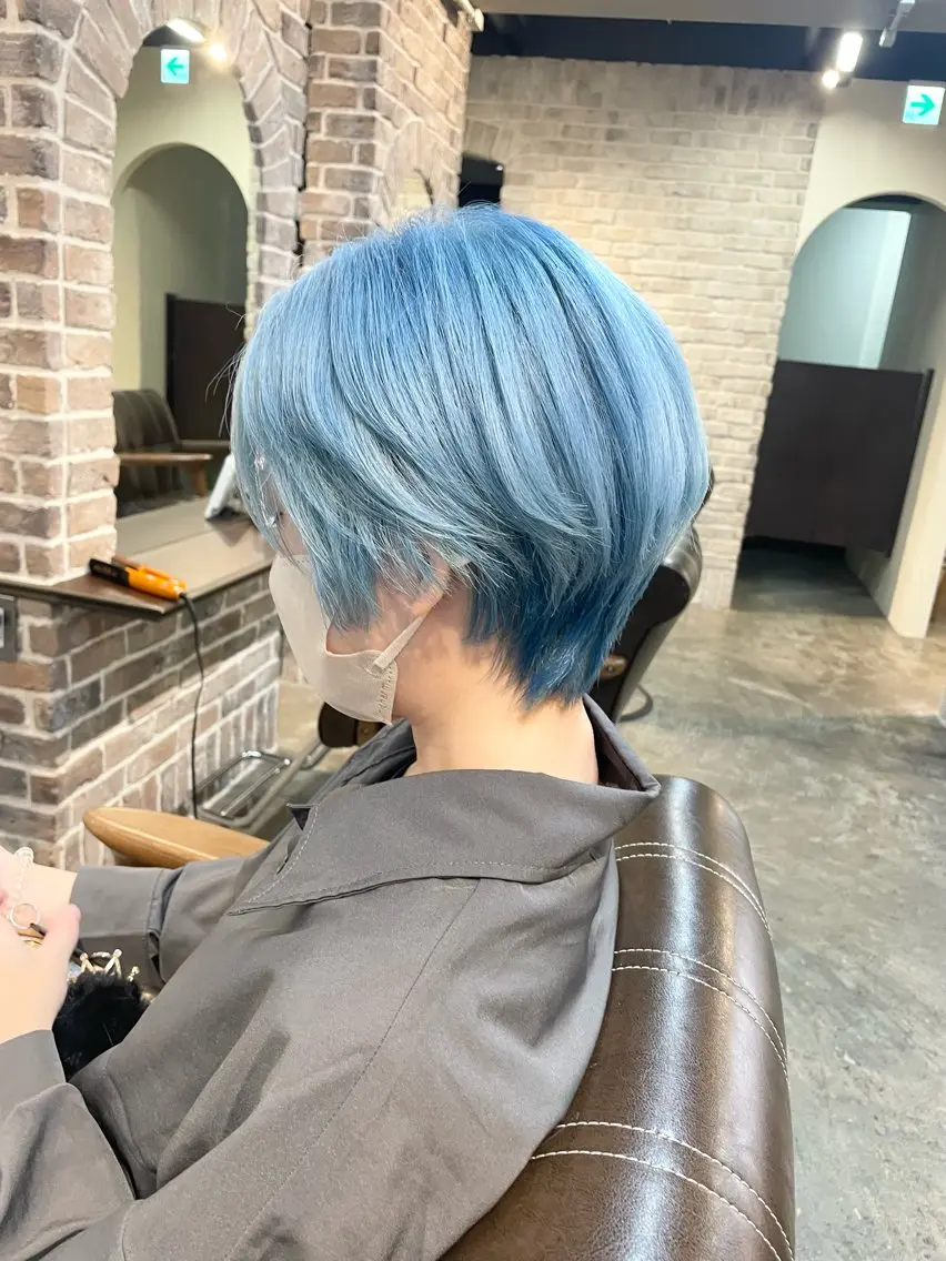 ショート カラー ブリーチ ショートヘア 艶カラー/インナー /グラデ/大西小百合のヘアスタイル