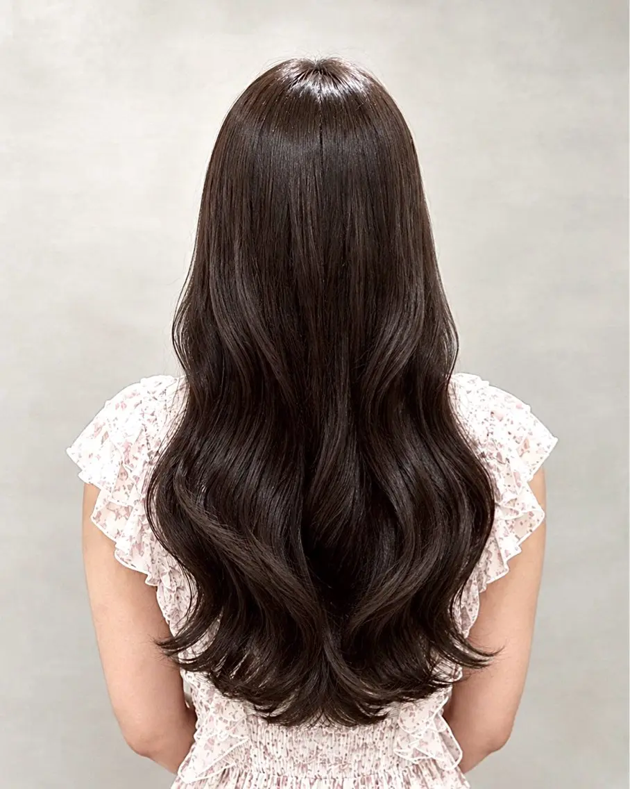ロング カラー ヘアカラー トリートメント 🤍艶モテカラー♡ ブラウン🤍Rimiのヘアスタイル