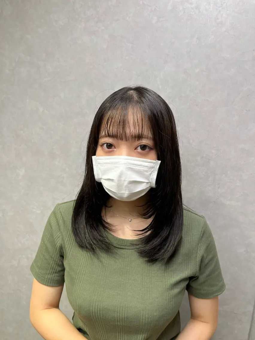セミロング 顔まわりレイヤー レイヤーカット シャギー カット ヘッドスパ 渋谷👑艶髪縮毛矯正 曲がる矯正✨ヒガシのヘアスタイル