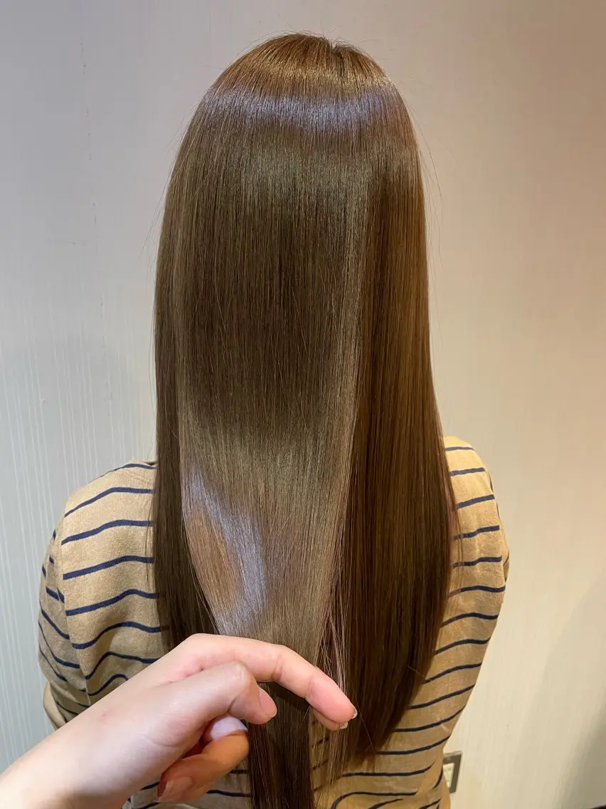 ロング トリートメント トリートメント よしだ しおりのヘアスタイル
