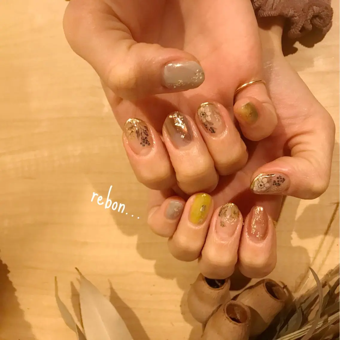 ネイル ハンドネイル フットネイル rebon＊ natsukiのネイルデザイン