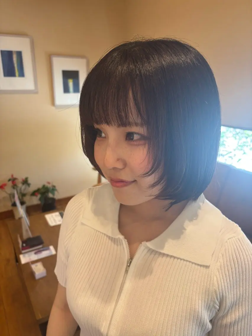 ミディアム カット Sagedoue ユイのヘアスタイル