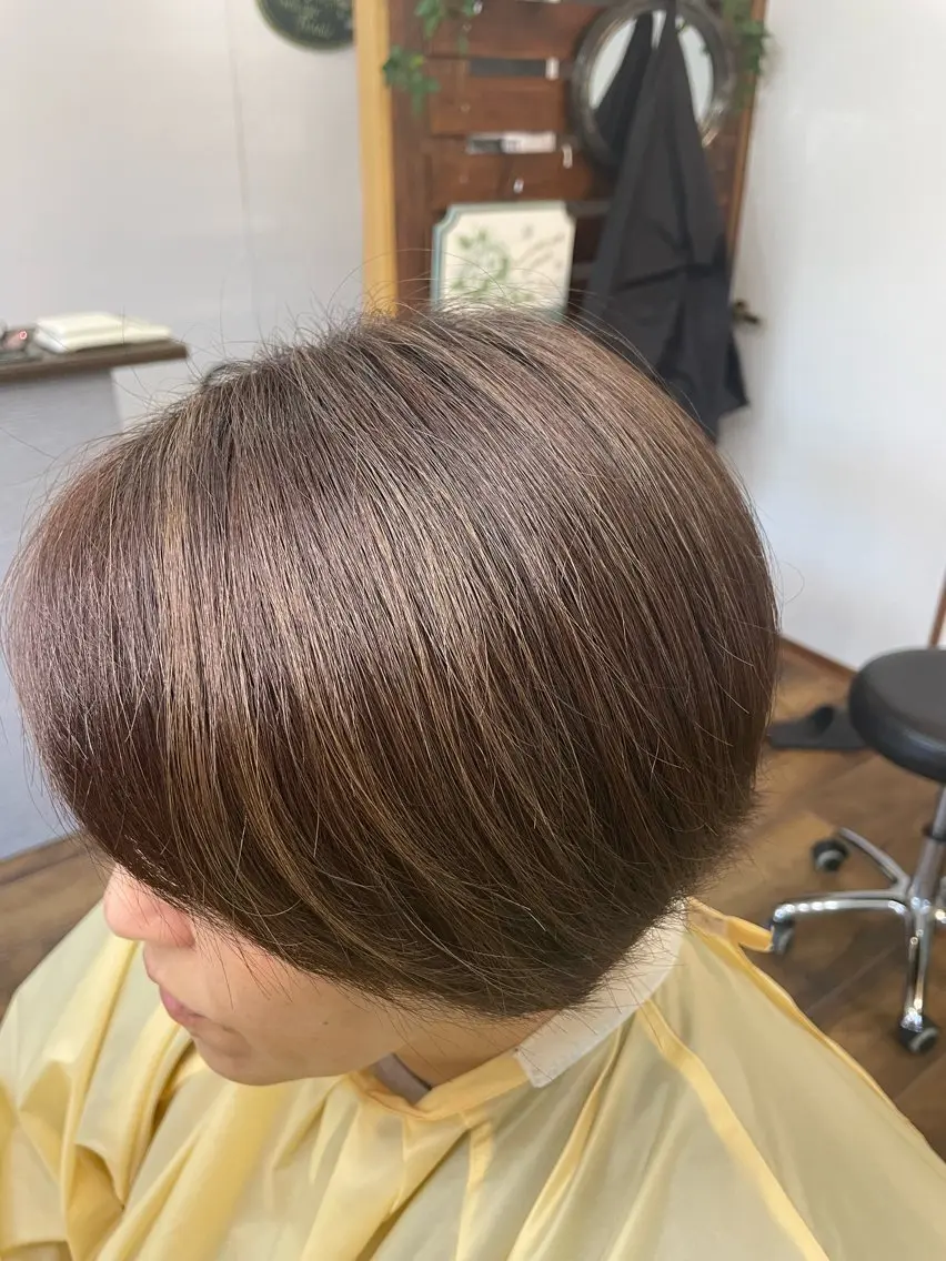 カラー ハイライトカラー ヘアカラー 大和田 朱美のヘアスタイル