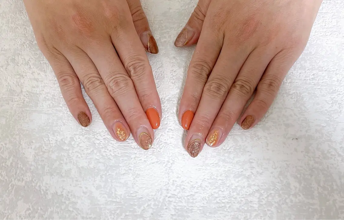 ネイル オーロラネイル フットネイル フレンチネイル ジェルネイル 韓国ネイル ハンドネイル mogunail &blowのネイルデザイン