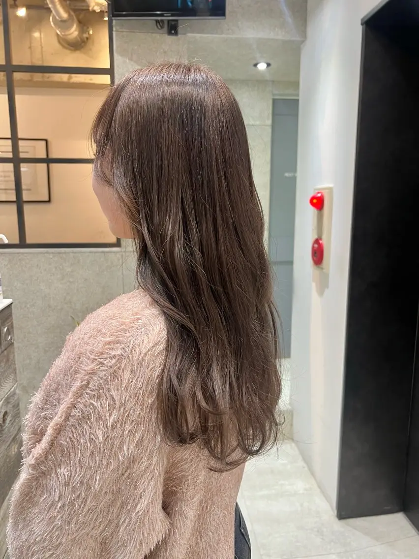 ロング カラー アディクシーカラー 透明感カラー グレージュ ヘアカラー 🌿ニュアンス/髪質 改善🌿Fukudaのヘアスタイル