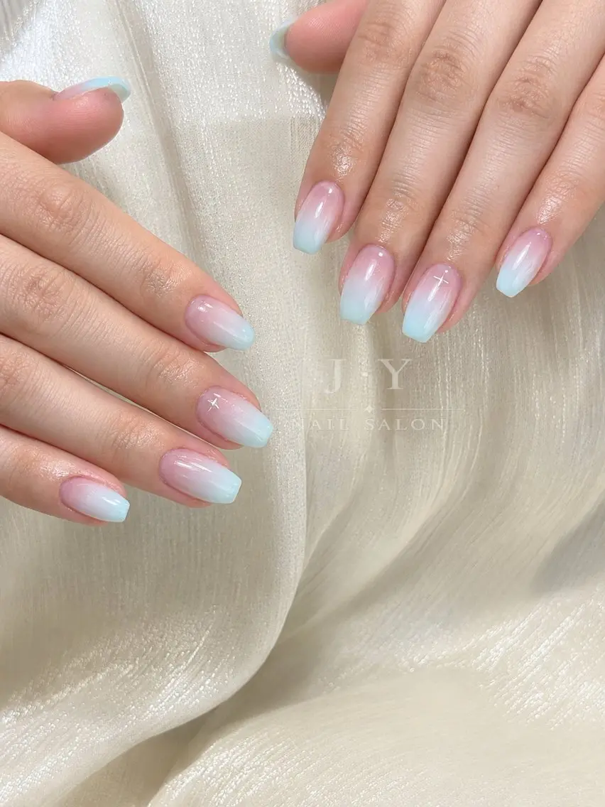 ネイル J· Y  Nailのネイルデザイン