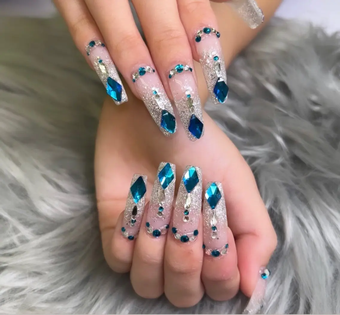 ネイル Hauʻoli nail 🤍のネイルデザイン