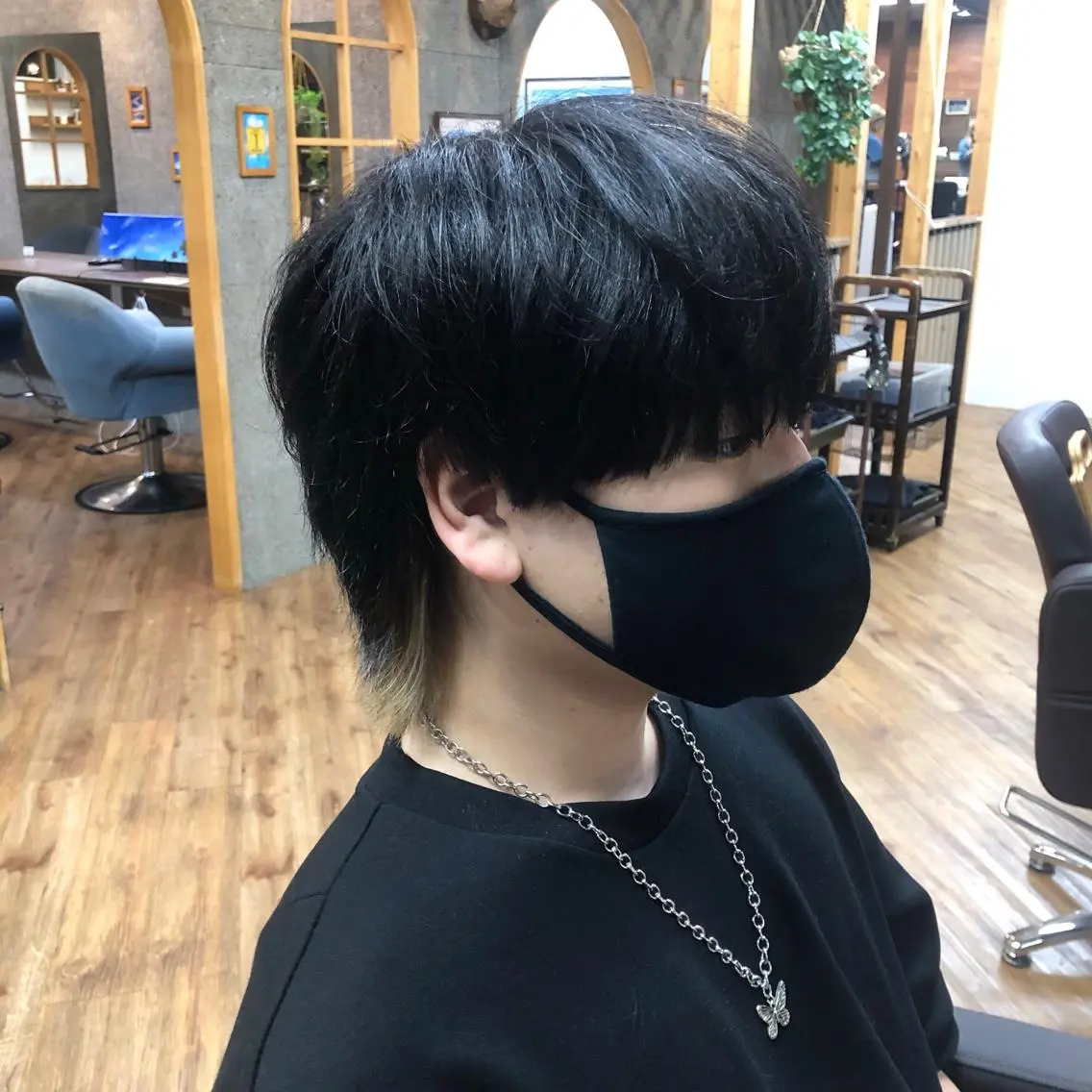 カラー メンズ 中村 彪我のヘアスタイル