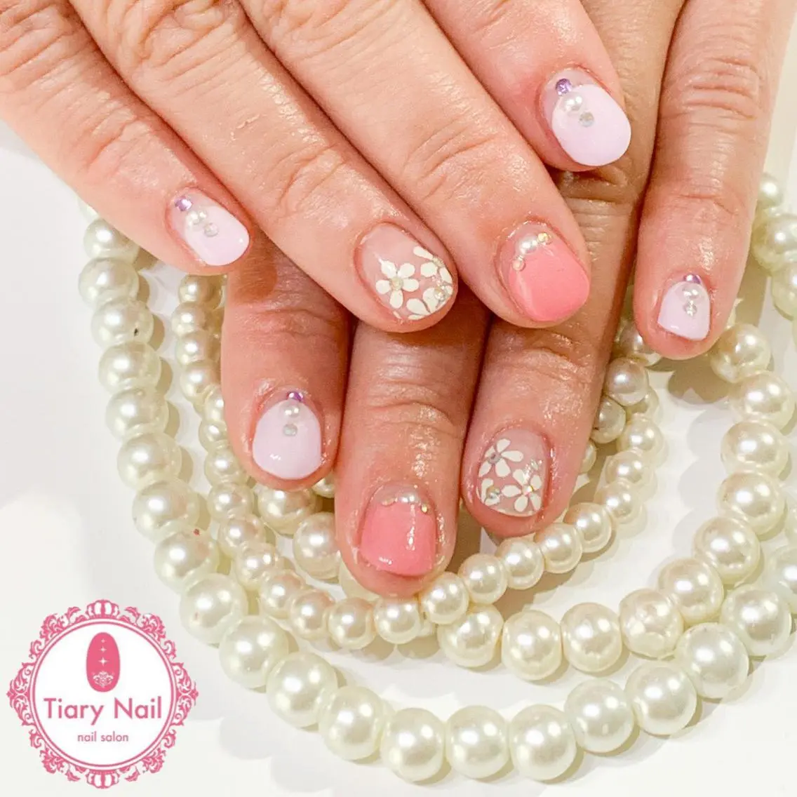 ネイル 桜ネイル クリアネイル フットネイル ジェルネイル キラキラネイル ハンドネイル 💗🪽Tiary Nail🪽💗のネイルデザイン