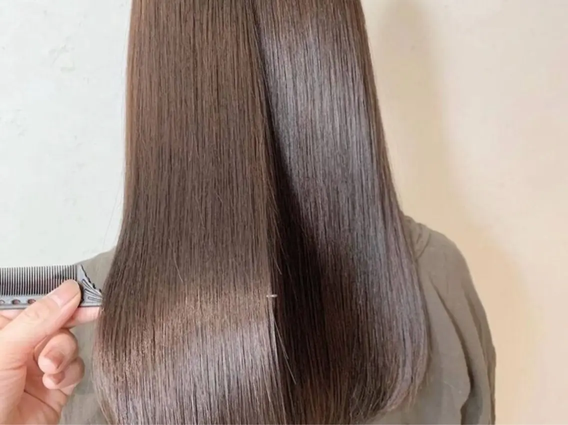 パーマ Pino hair 小西冬馬 縮毛矯正のヘアスタイル