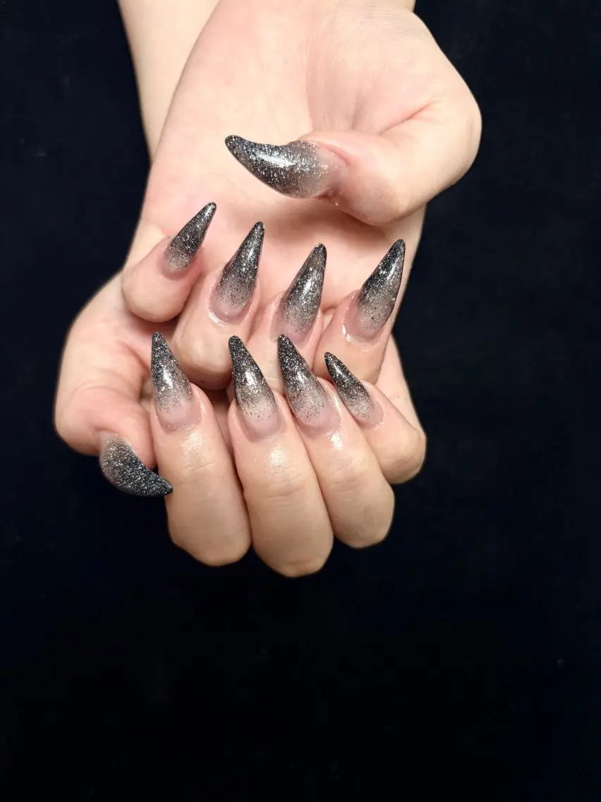 ネイル ハンドネイル ongles chicのネイルデザイン
