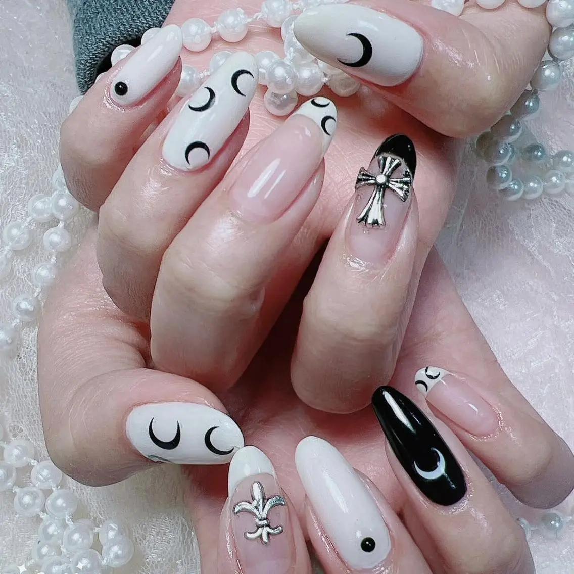 ネイル ハンドネイル 🎀福 莉那🎀のネイルデザイン