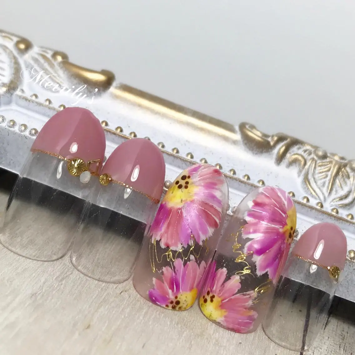 ネイル Merrily's Hagi Minaのネイルデザイン