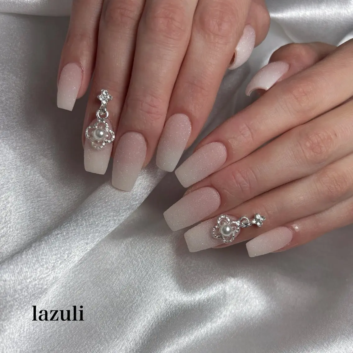 ネイル ハンドネイル Lazuli 💎のネイルデザイン