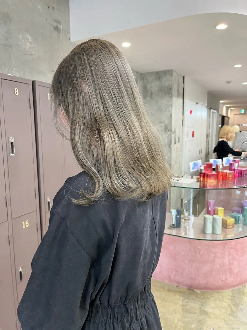 セミロング カラー 透明感カラー カット ヘアカラー トリートメント 小木曽智美 /ボブ/ショートのヘアスタイル