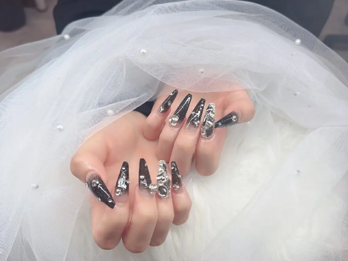 ネイル ハンドネイル MIYU．nail Mariaのネイルデザイン