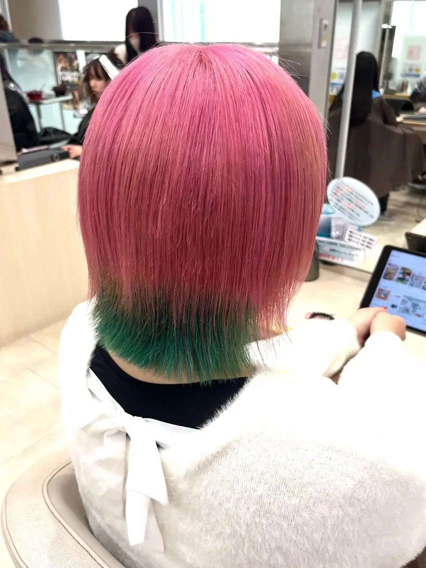 ミディアム カラー ヘアカラー トリートメント 暖色/ブリーチカラー 🎀 M i k uのヘアスタイル