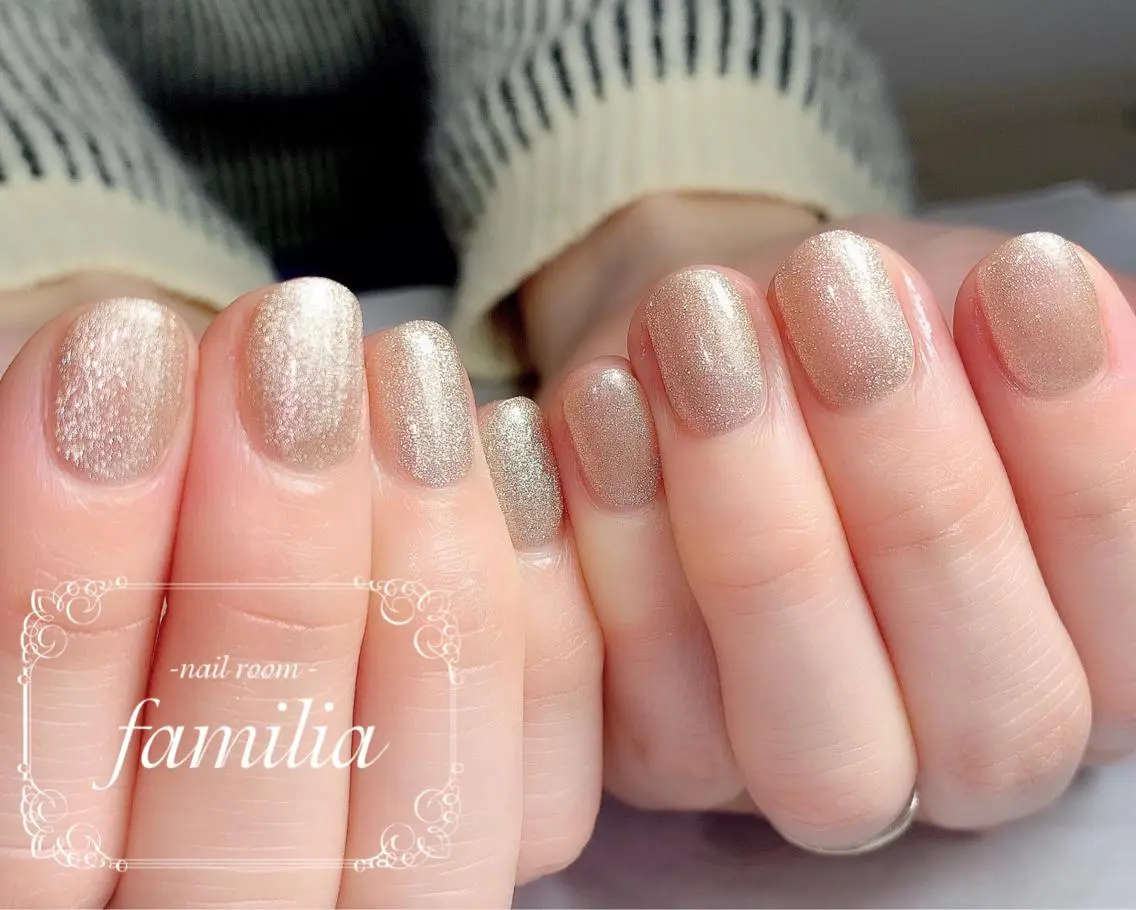 ネイル ハンドネイル -nailroom- familiaのネイルデザイン