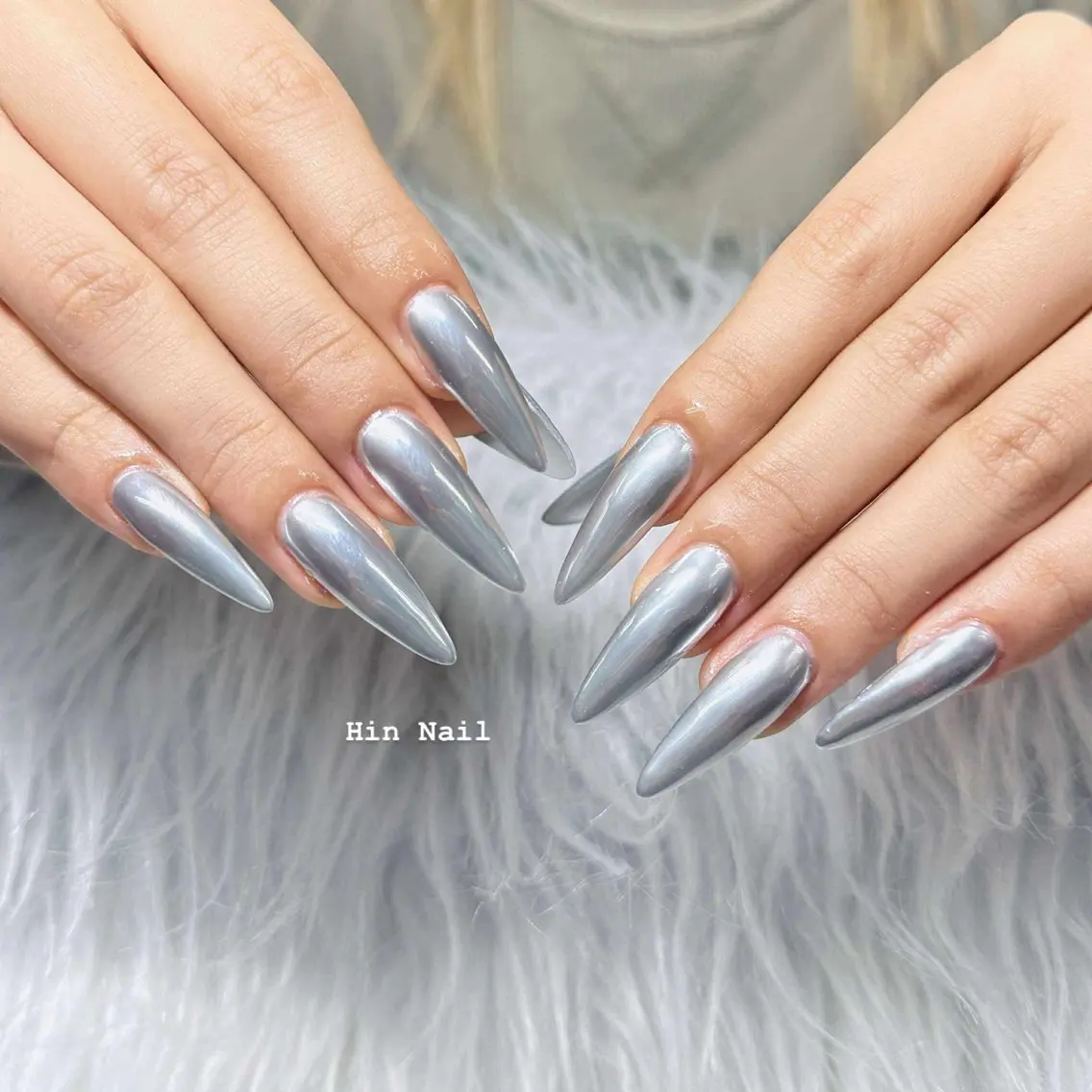 ネイル ミラーネイル ハンドネイル HIN NAILのネイルデザイン