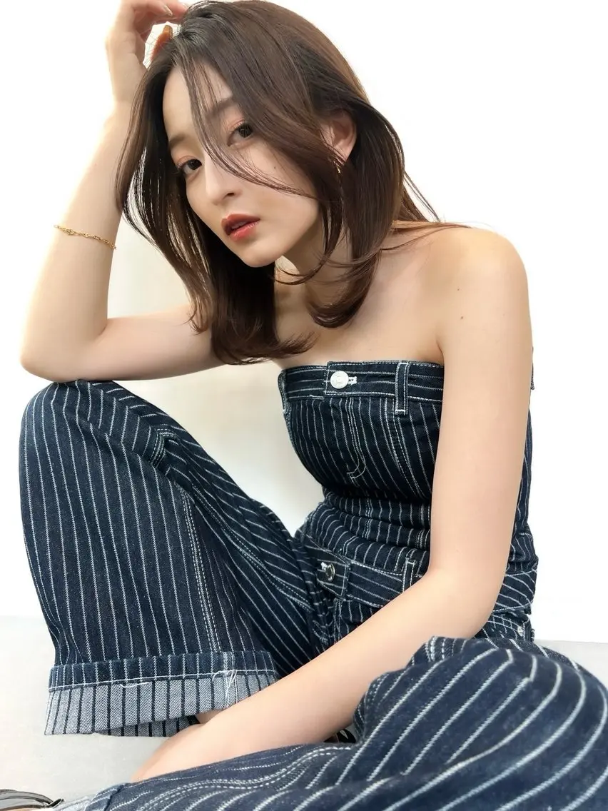 セミロング カラー ヘアアレンジ ヘアカラー 🫧透明感カラー/ 艶カラー🫧namiのヘアスタイル