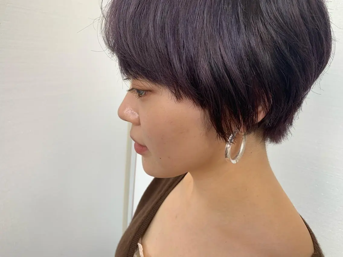 ショート カラー ブリーチ ラベンダーカラー ショートヘア カット ヘアカラー トリートメント 【Uneユヌ】菊地 春那のヘアスタイル