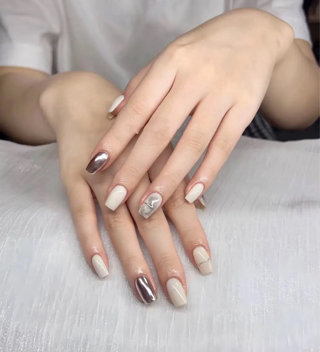 ネイル ハンドネイル L&Y Nail salonのネイルデザイン
