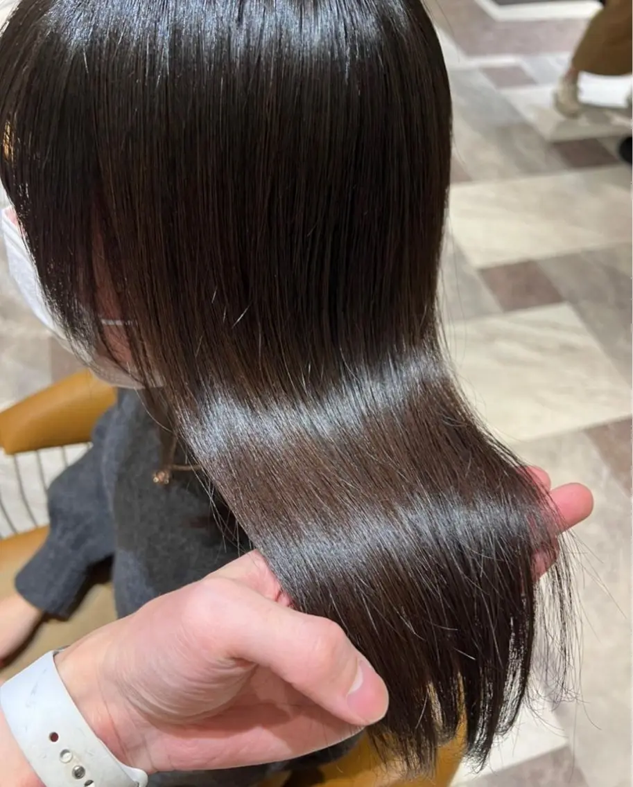 ロング 美髪矯正×レイヤー 松田空優哉のヘアスタイル