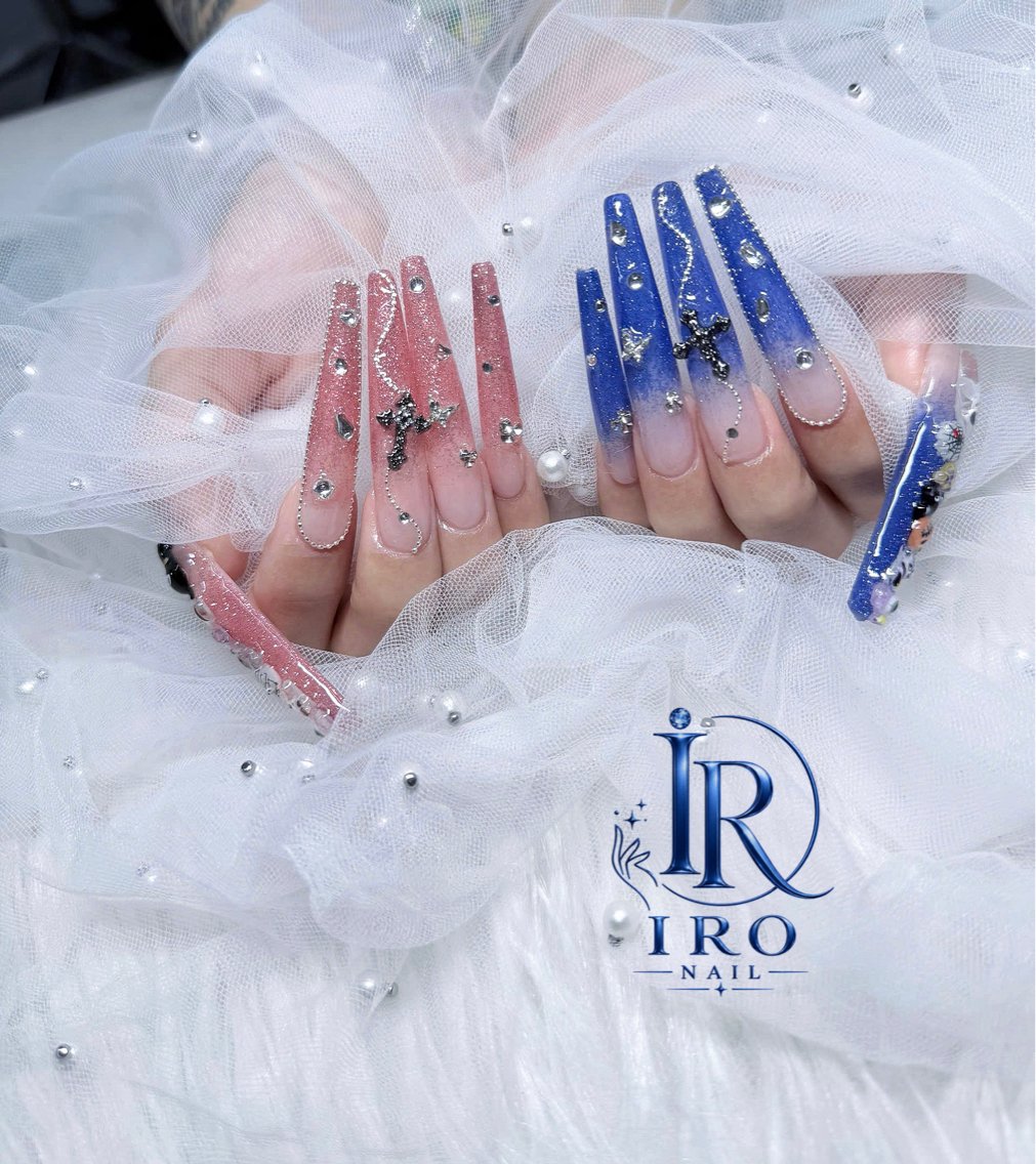 ネイル ハンドネイル IRO FUNABASHIのネイルデザイン