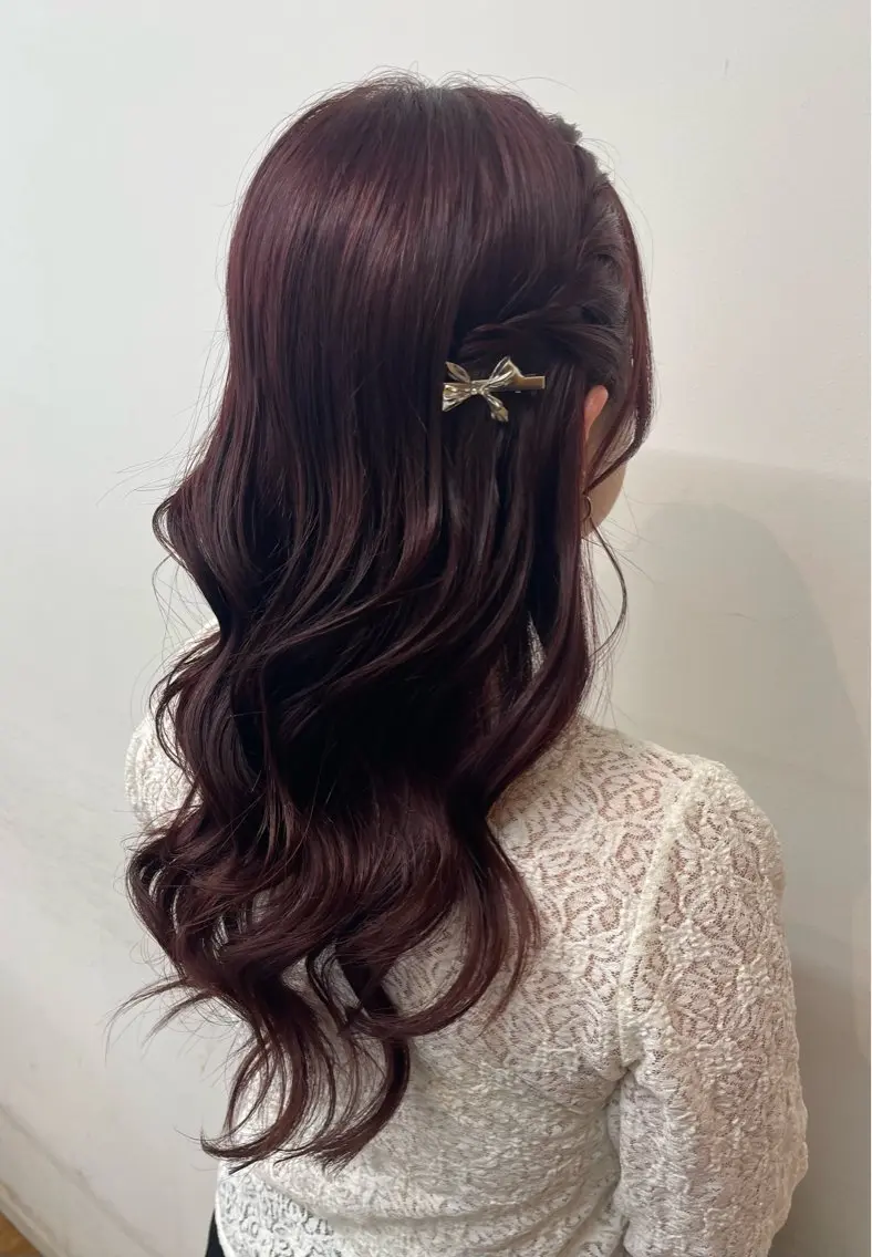 カラー ヘアアレンジ 岩下 侑里のヘアスタイル