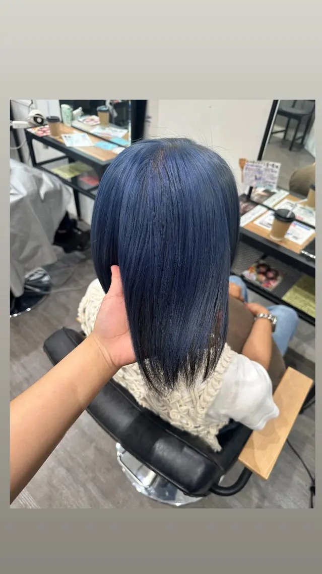 ミディアム カラー ブルーカラー 艶髪レイヤー上田 紗也🇰🇷💗のヘアスタイル