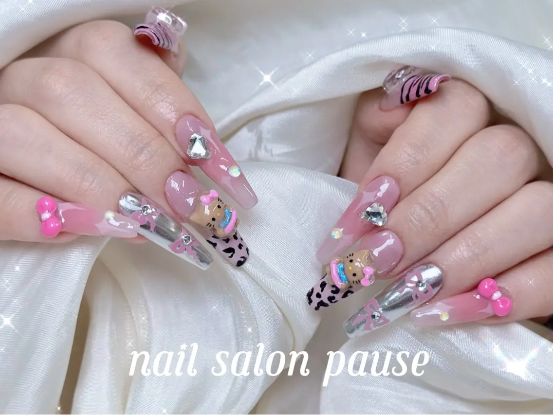 ネイル ミラーネイル ハンドネイル ハンドケア nail salon pause✨のネイルデザイン