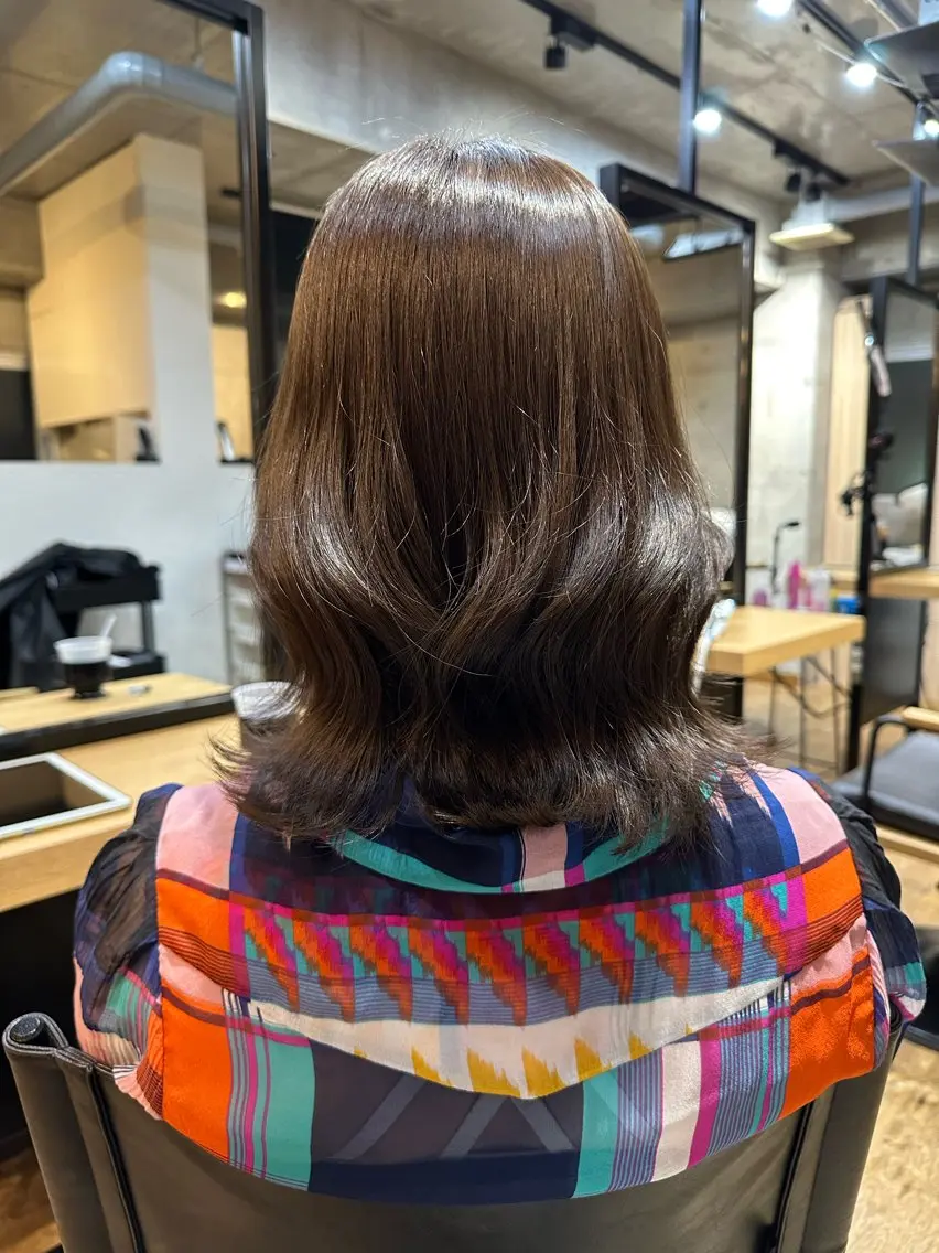 ミディアム カラー アディクシーカラー ブリーチ ケアブリーチ ダブルカラー イヤリングカラー DAIKIベージュ 🍂レイヤーカットのヘアスタイル