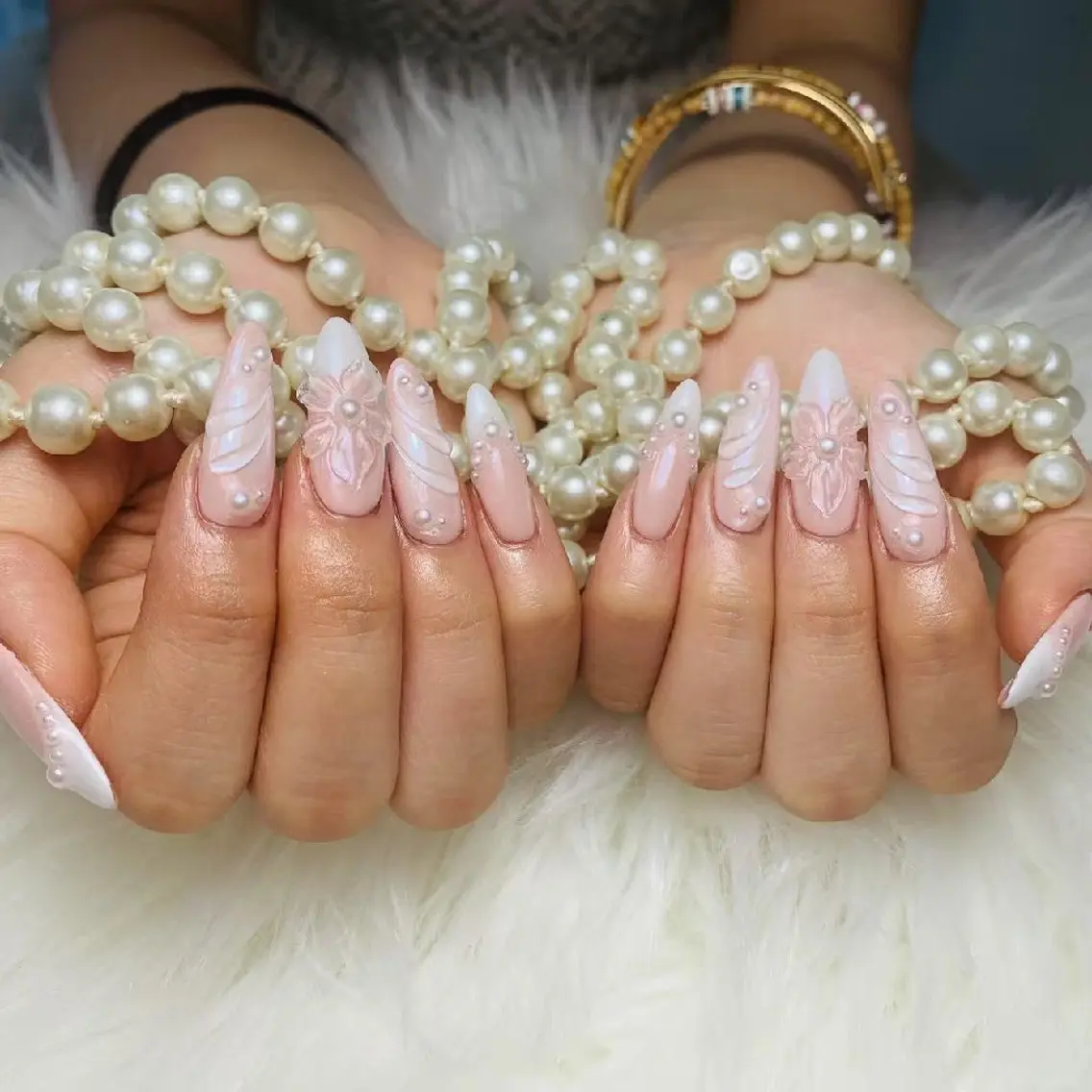 ネイル ENsalon AKIRAのネイルデザイン
