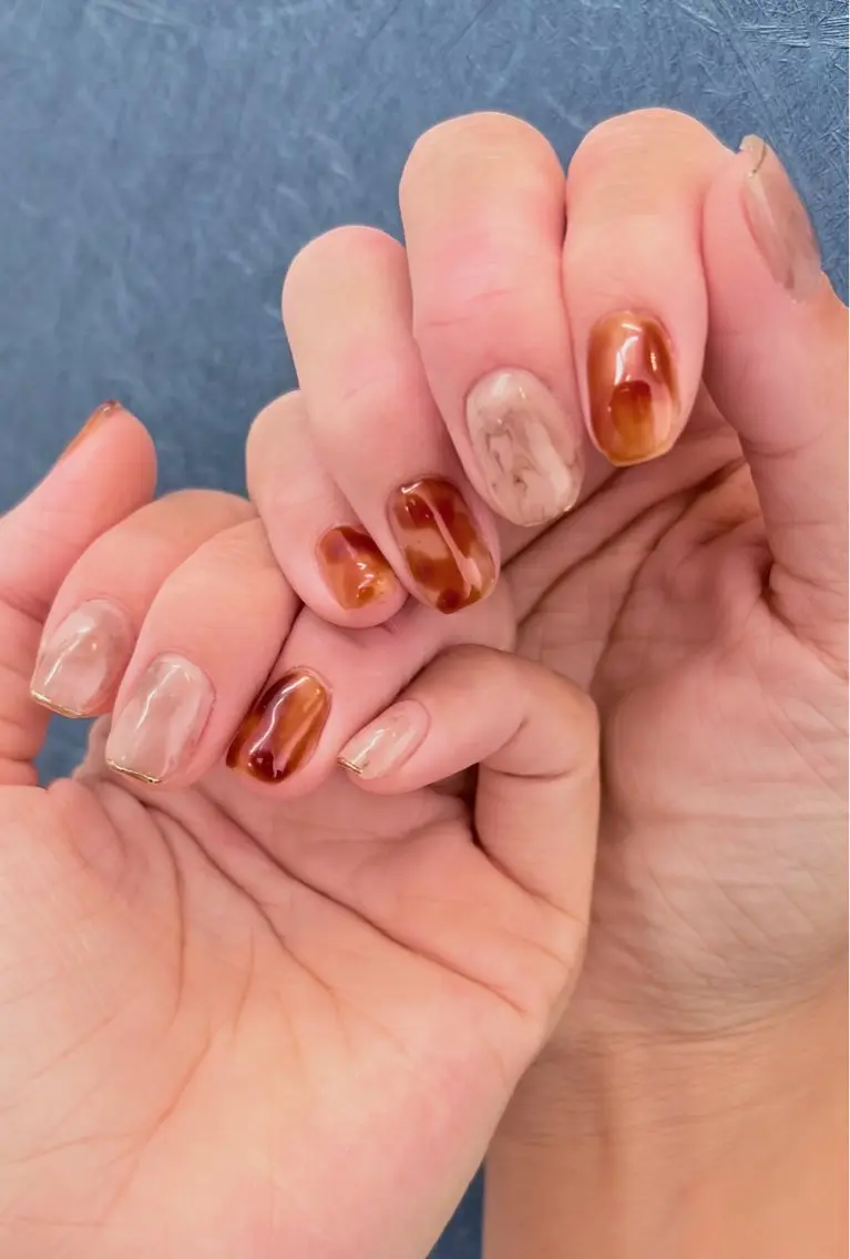 ネイル べっ甲ネイル Eclat. Nailのネイルデザイン