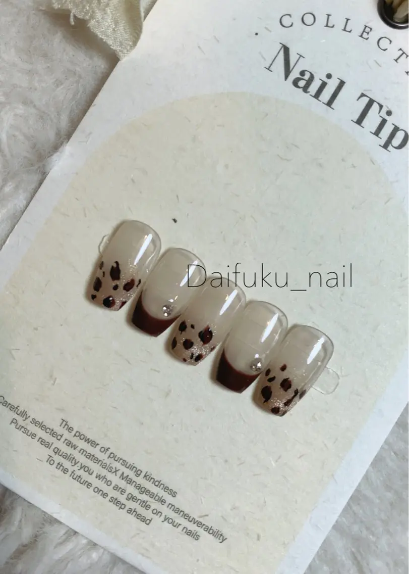 ミディアム ハンドネイル Daifuku nailsのネイルデザイン