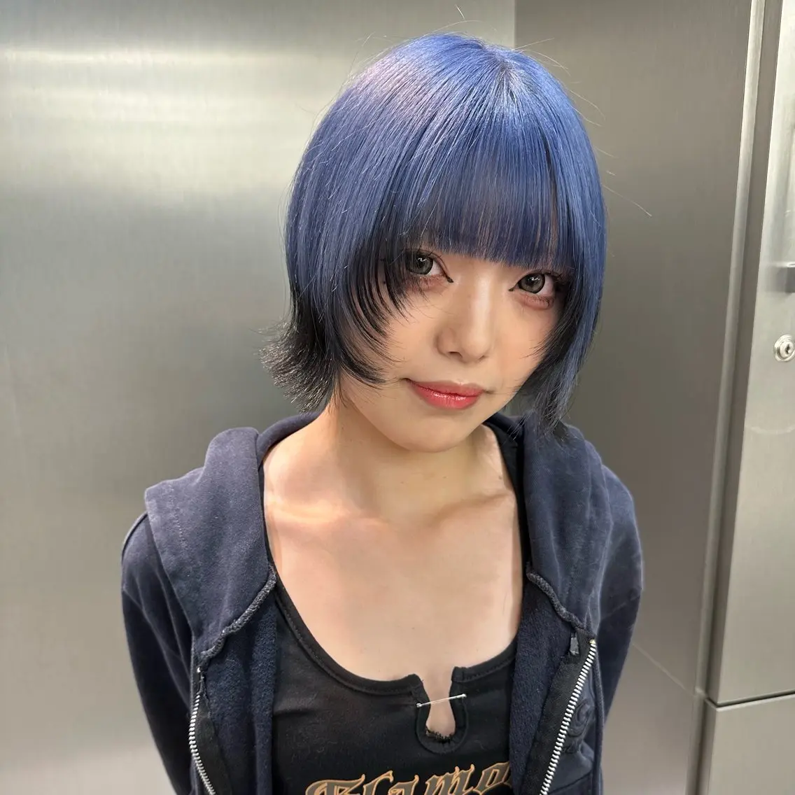 ショート カラー ハイトーン/ブリーチ 🤍Suzuka🤍のヘアスタイル