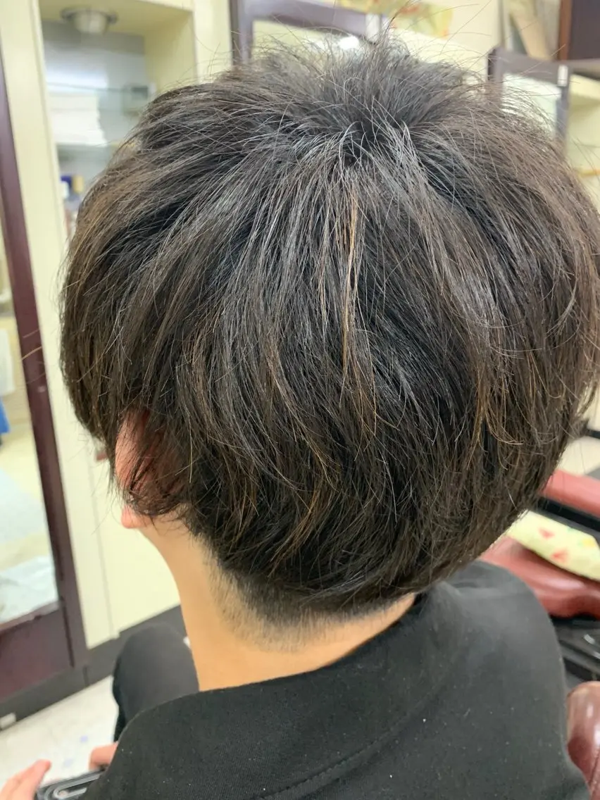 カラー メッシュ 竹内 秀美のヘアスタイル