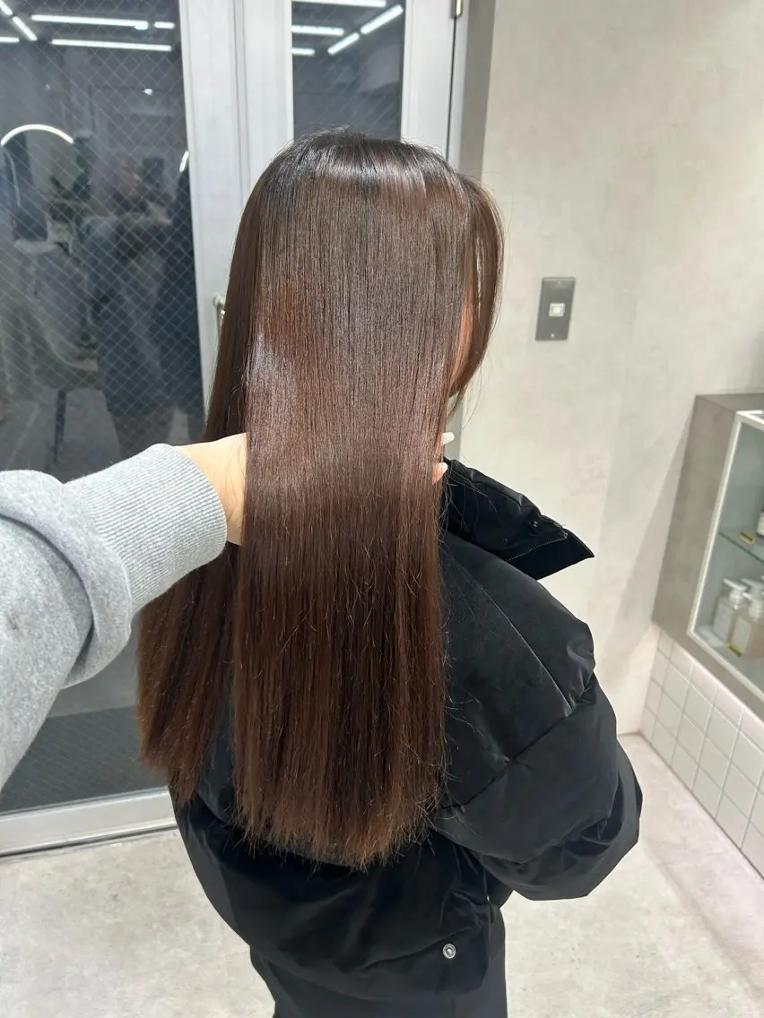縮毛矯正 あ い か 🎀 レイヤーカットのヘアスタイル