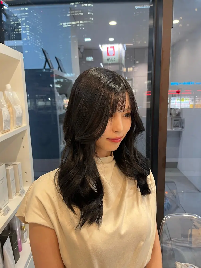ロング Maya /カラーモデルのヘアスタイル