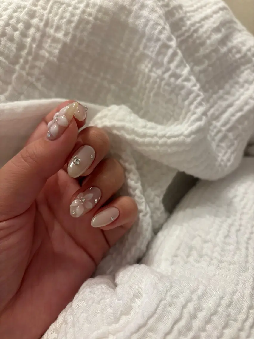 ネイル フラワーネイル ハンドネイル Maede Kanaのネイルデザイン