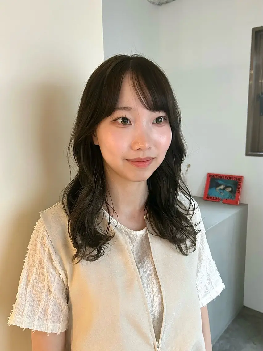ミディアム chico .のヘアスタイル