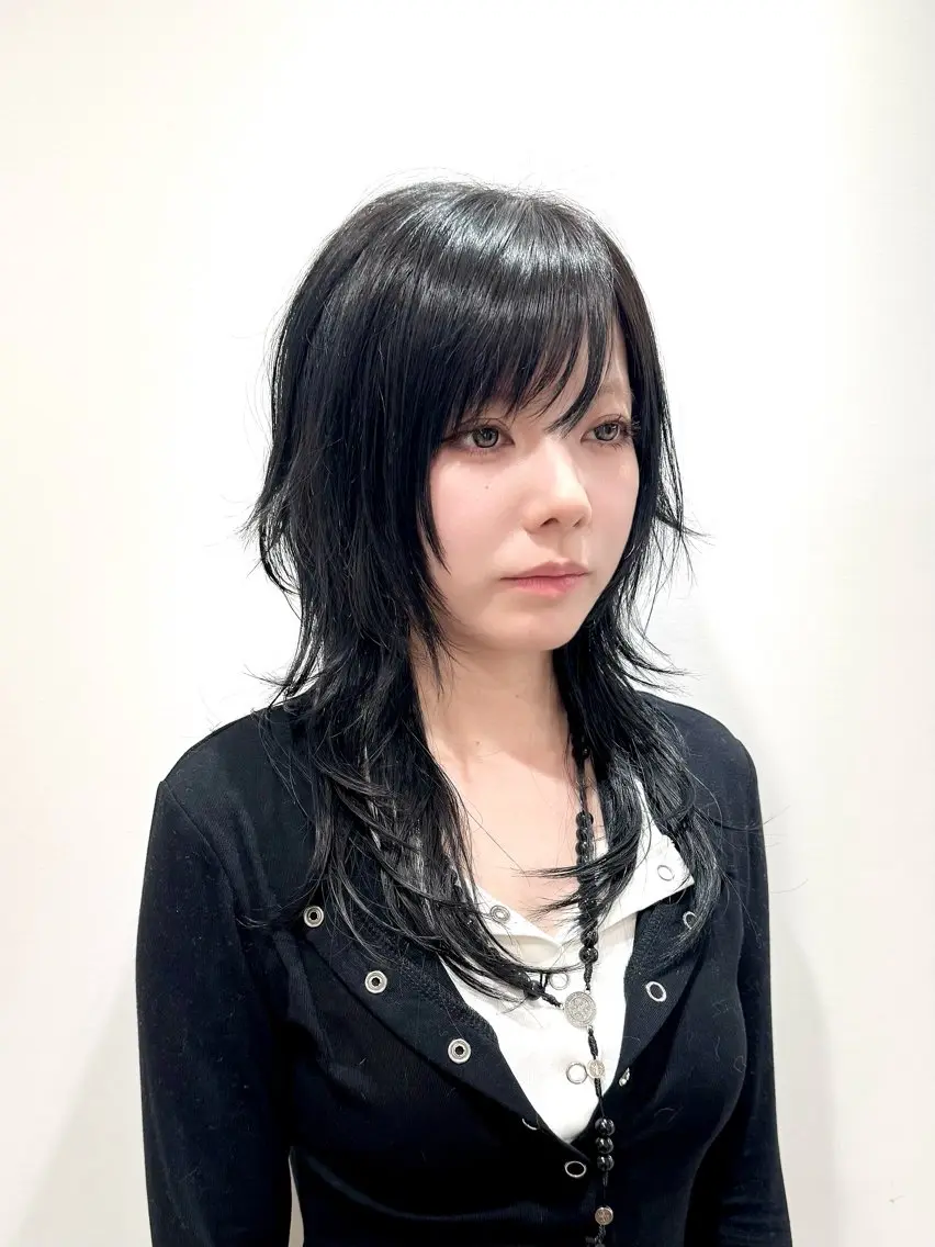 セミロング ハッシュカット レイヤーカット ウルフカット カット トリートメント ハイトーン/レイヤー /ウルフ⭐️永田⭐️のヘアスタイル