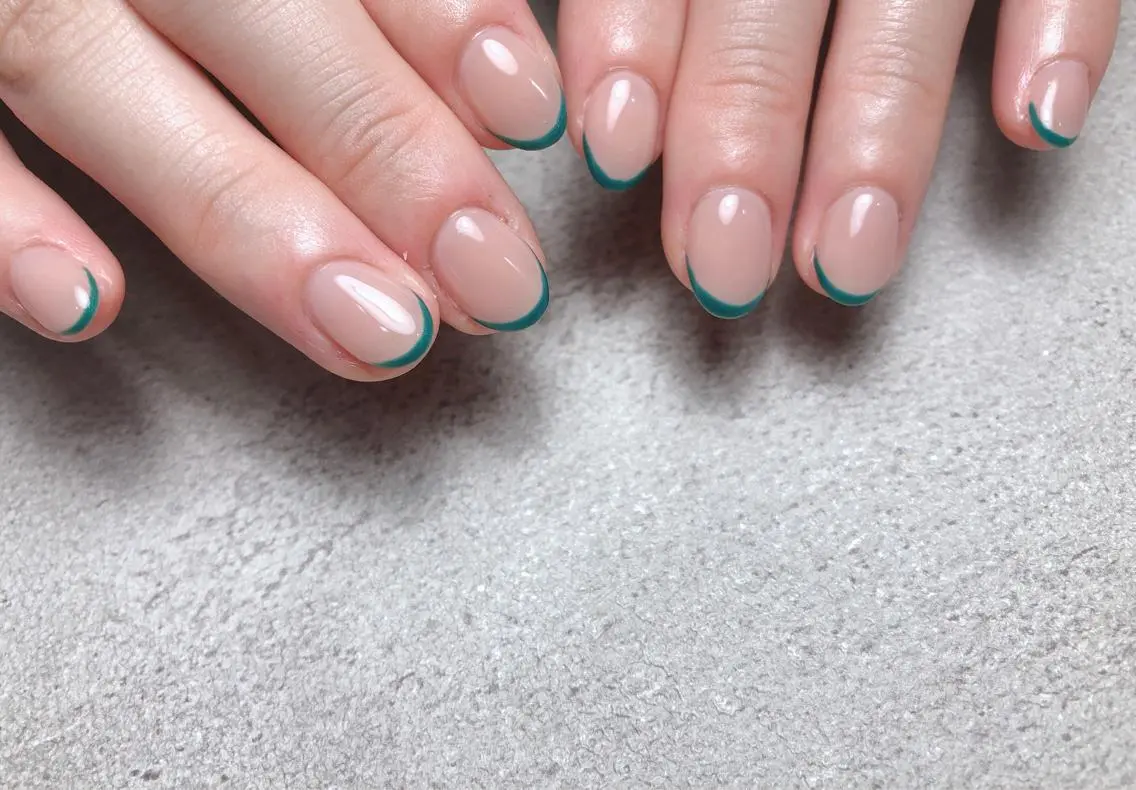 ネイル フレンチネイル ハンドネイル saki_ nail heronのネイルデザイン