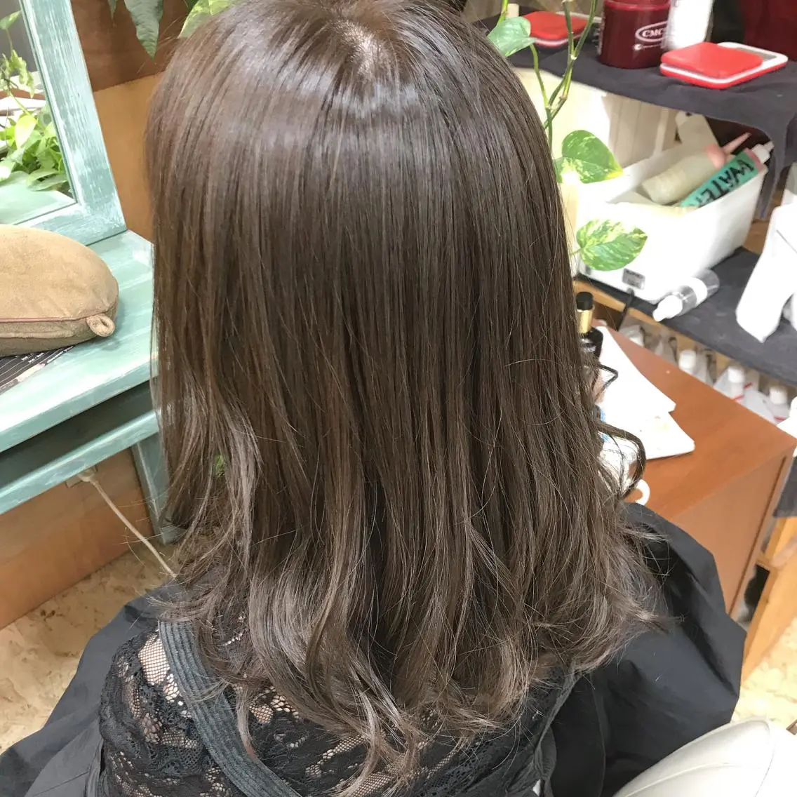 ミディアム カラー ブリーチ ラベンダーカラー ミント 平尾 拓也のヘアスタイル