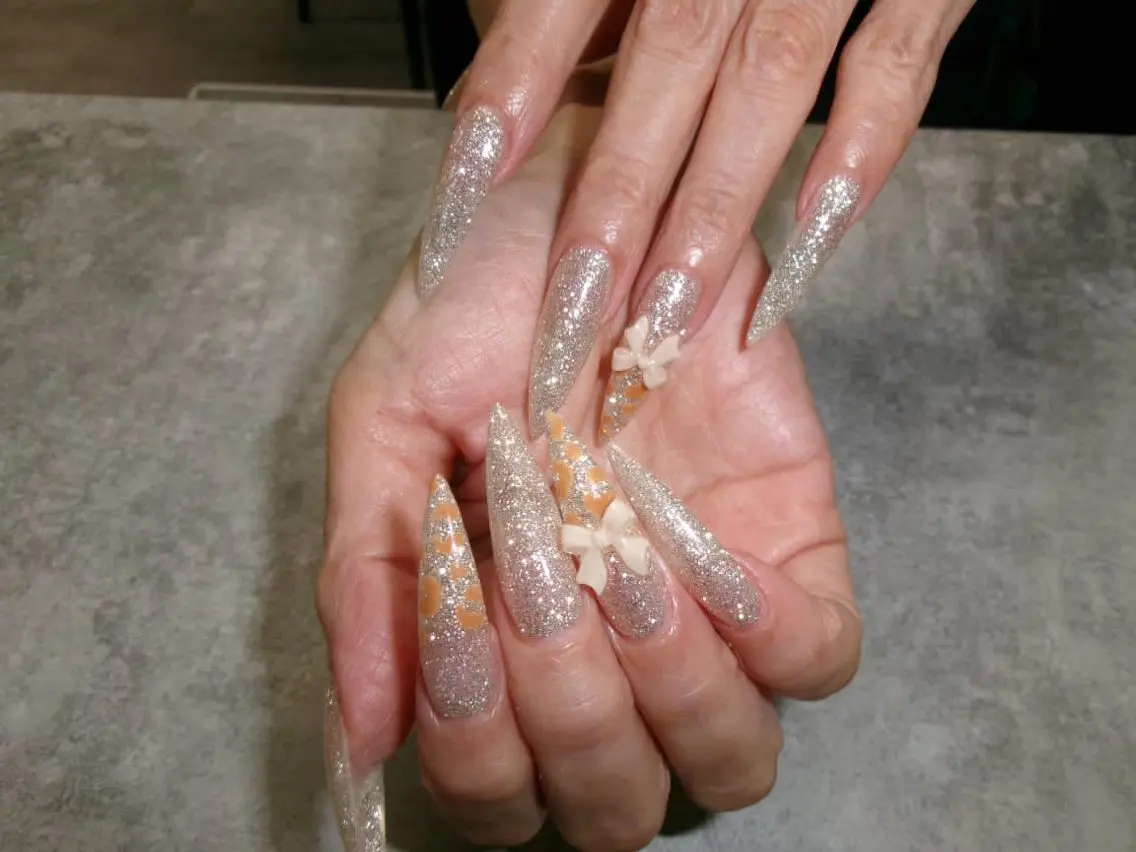ネイル en.nail⭐︎ 丹波橋のネイルデザイン