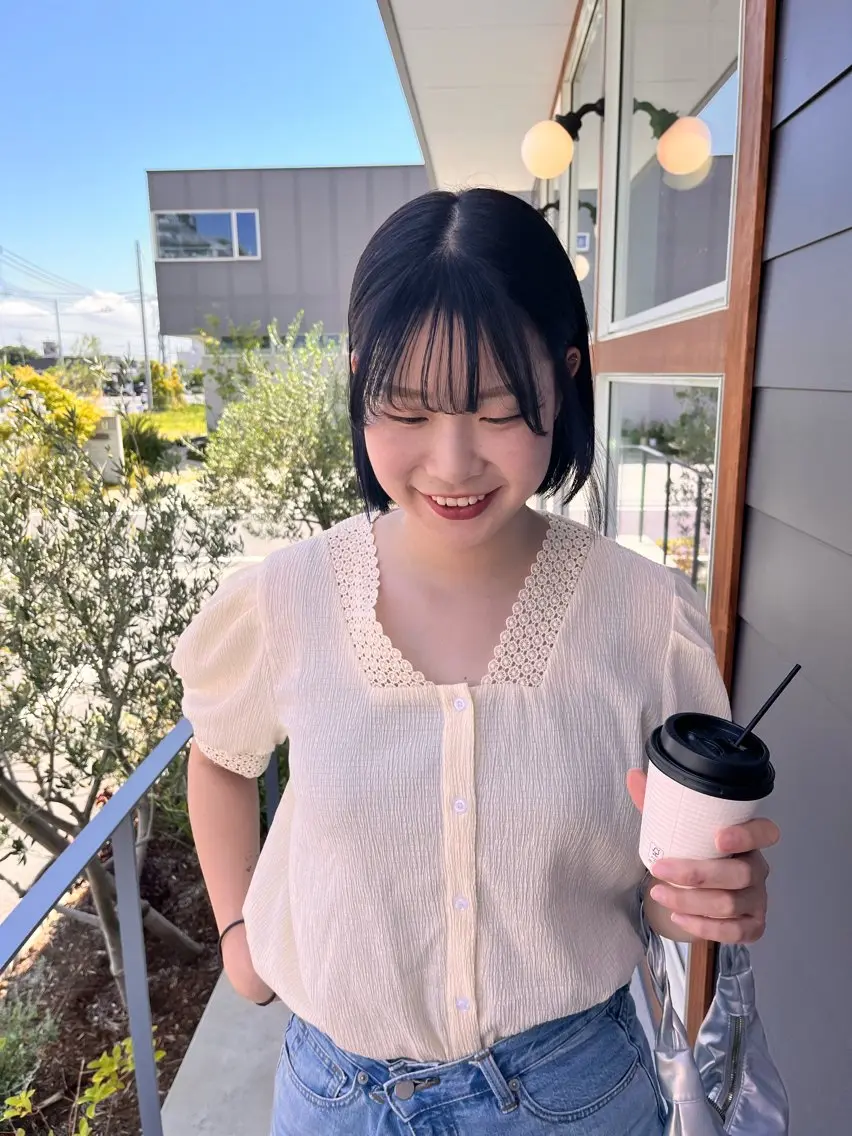 セミロング カラー ラベンダーカラー 吉水 果穂のヘアスタイル