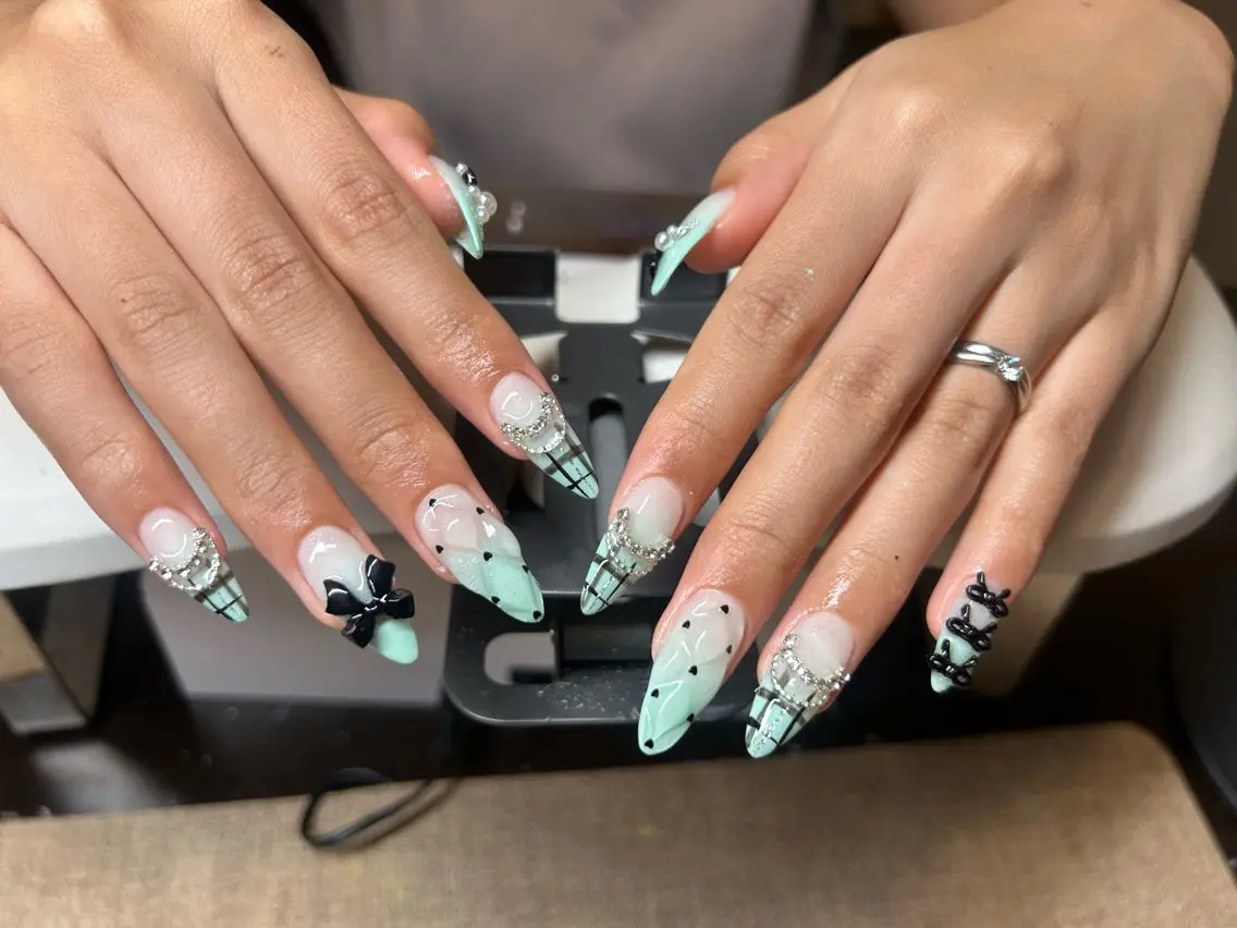 ネイル ハンドネイル ハンドケア marin nails28のネイルデザイン